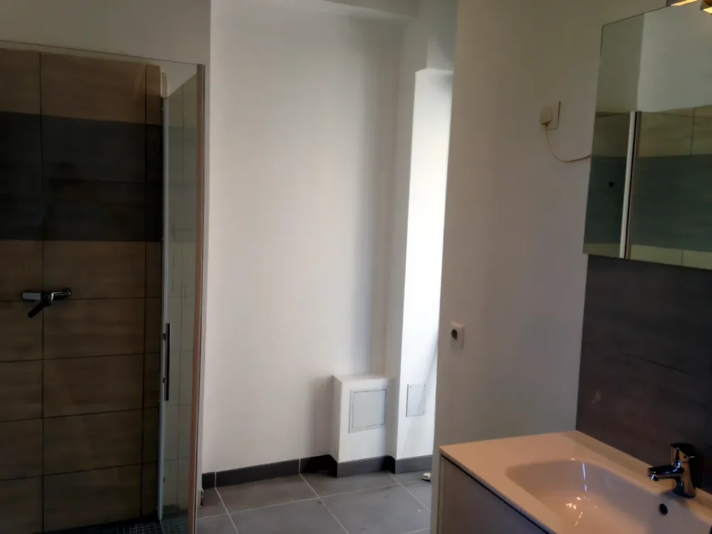Salle d'eau studio 1