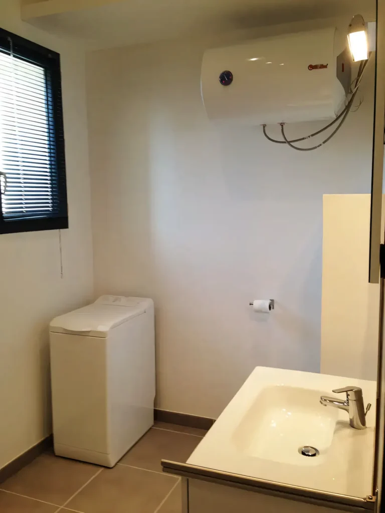 Salle d'eau studio 2
